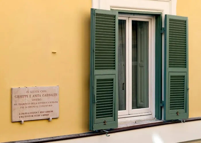 Garibaldi Piazza Di Spagna Vendégház 4*